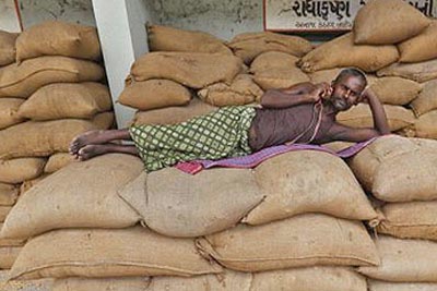 India dials WTO members for food security support